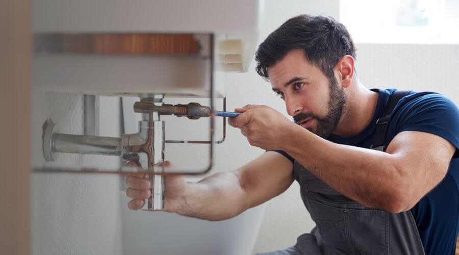 Local tankless water heater installation in Hamel, IL